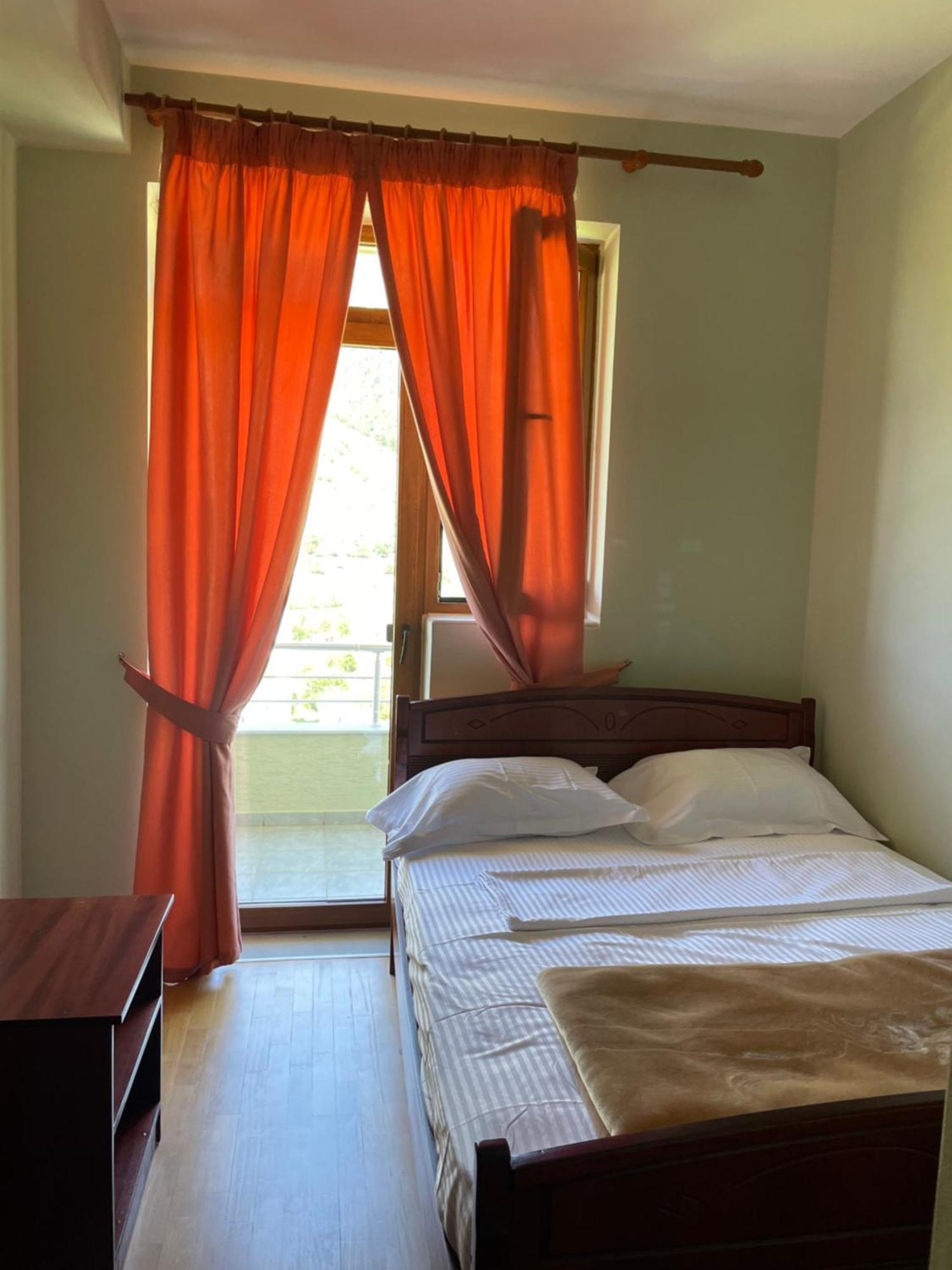 Lura Hotel Fushe-Lure المظهر الخارجي الصورة