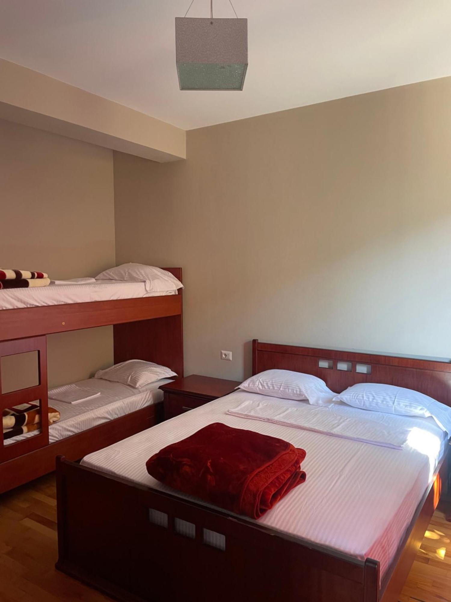 Lura Hotel Fushe-Lure المظهر الخارجي الصورة