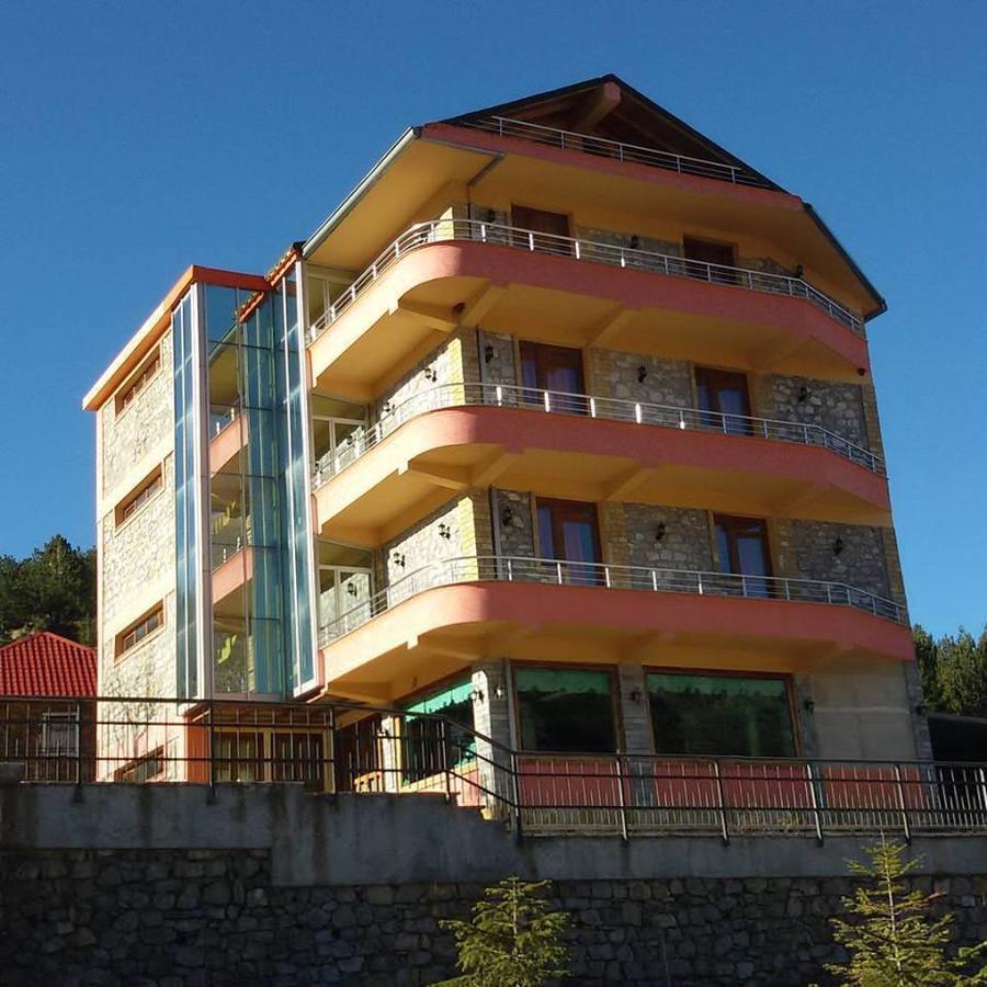 Lura Hotel Fushe-Lure المظهر الخارجي الصورة